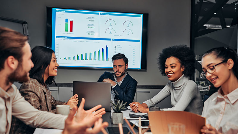 Deliver truly AI-driven smart meetings with Huddly