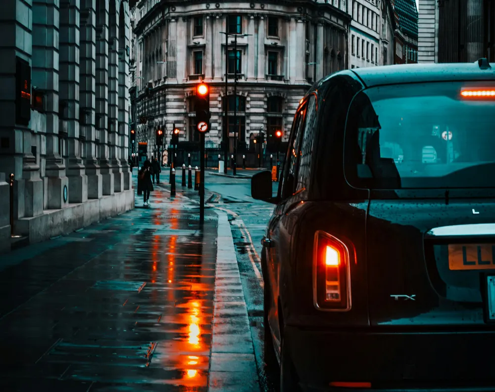 Transport for London approves self-driving taxis
