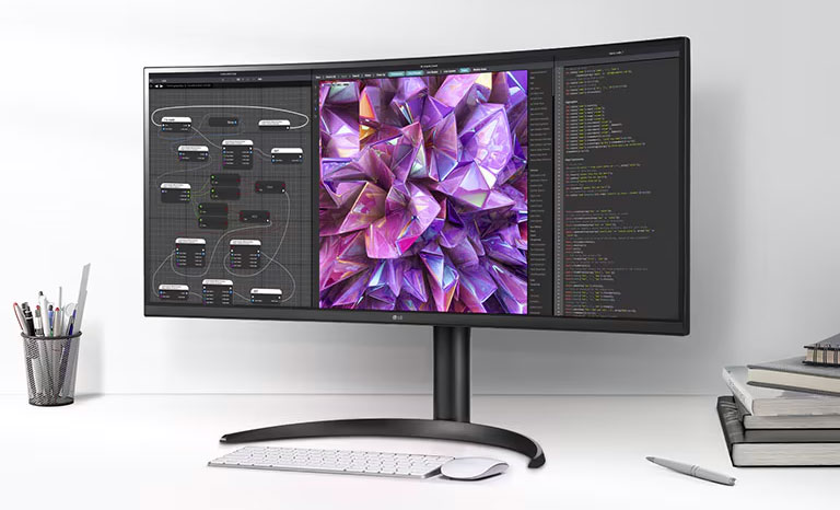 Immersive experiences: Ultra-wide monitors